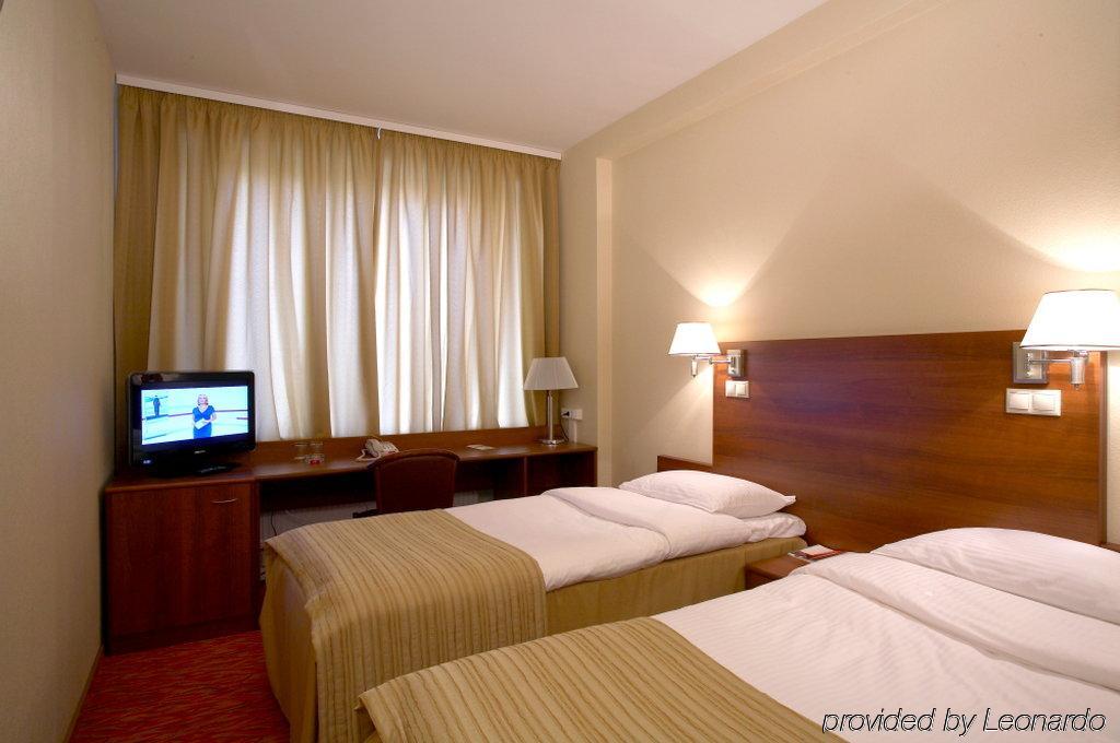Maxima Panorama Hotel Moscow Room photo